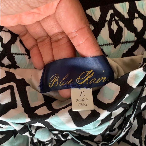 Blue Rain Geometric Shorts - Picture 3 of 5